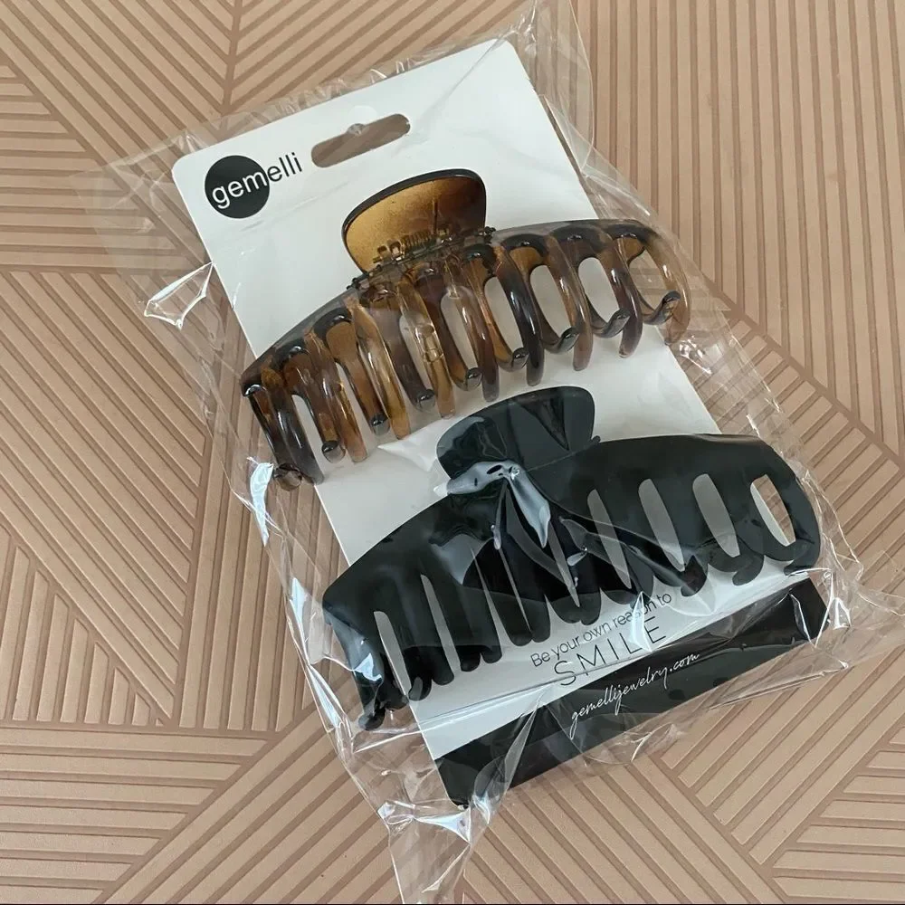 Gemelli Hair Clips Jenna Claw 2 Pack Black Tortoise Neutral Minimalist Trendy